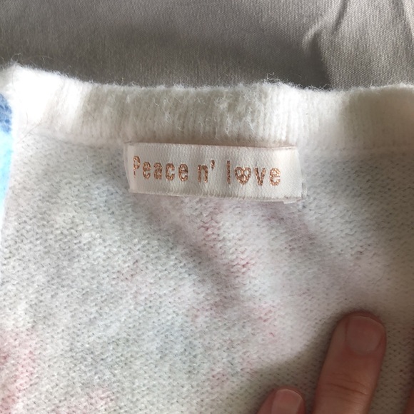 Floral Peace and Love 💗 warm sweater - Picture 3 of 3